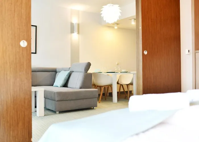 מלון Baltic Plaza