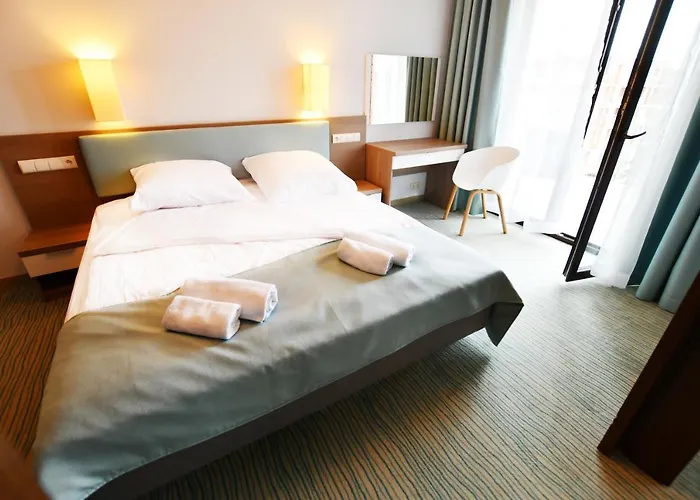 מלון Baltic Plaza