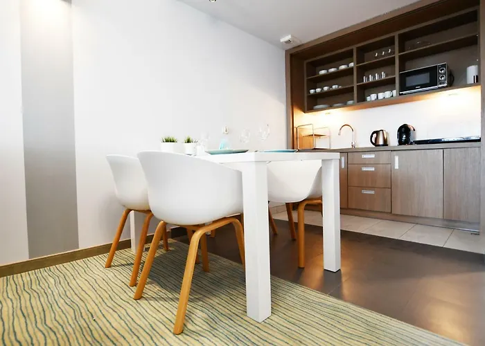 מלון Baltic Plaza *