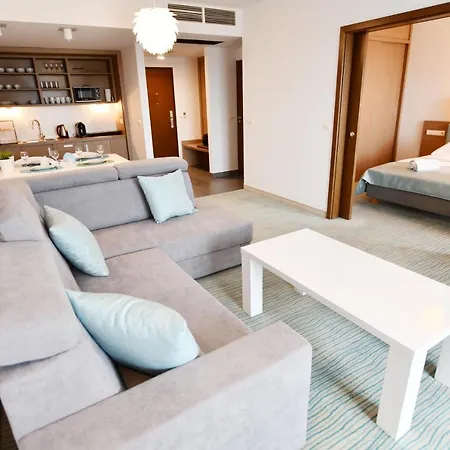 Baltic Plaza Hotel *